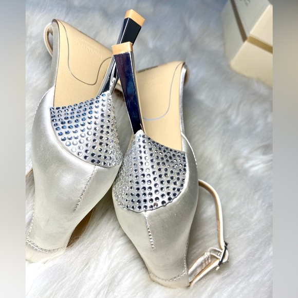 Vince Camuto Heels Wedding Diamond Embellished Ankle Strap Satin Formal Open Toe - Picture 11 of 12